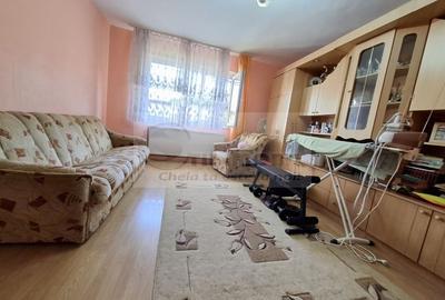 Liber, de vanzare apartament 3 camere Valea Lupului Iasi, baie cu geam - 14
