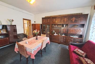 2 case lipite, ideale pentru 2 familii Harman, la doar - 6