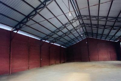 Hala/Depozit/Spatiu industrial/comercial de inchiriat - 216 MP Husi - 2