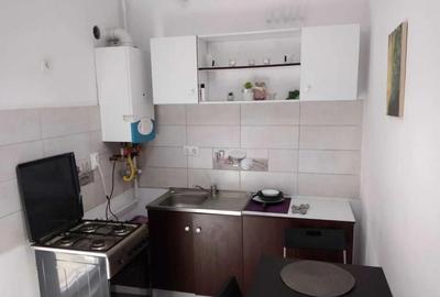 Garsonieră decomandată în Girocului - 2