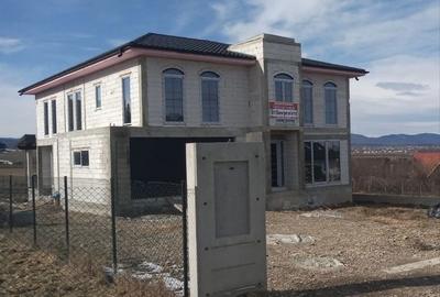 Casă cu 4 camere în Volovăț - 6