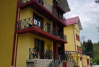 Casă cu 30 camere cu Teren 2000 Mp în Central - 7