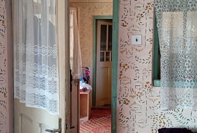 Casă cu 5 camere în Sutești - 8