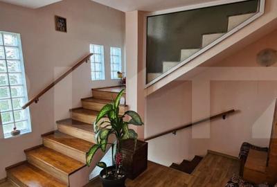 CASA CU 6 CAMERE, 293 MP UTILI SI GARAJ - DEVA - 7