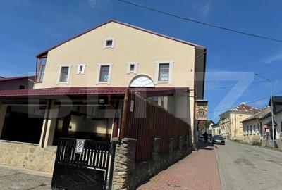 Afacere la cheie in  Siret! Pensiune, sala evenimente, restaurant cu crama