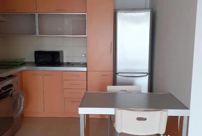 Apartament cu 2 camere semidecomandat în Decebal