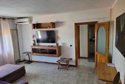 Apartament cu 3 camere semidecomandat în Central - 7