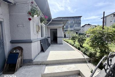 Casă cu 4 camere cu Canalizare în Central