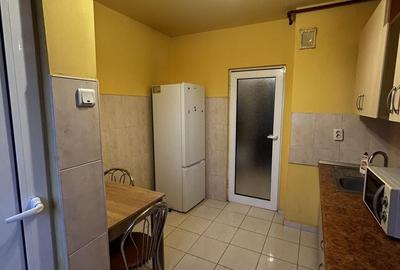 Apartament cu 2 camere semidecomandat, mobilat în Intim - 4