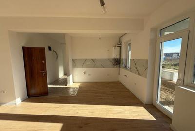 Apartament cu 3 camere decomandat în Braytim