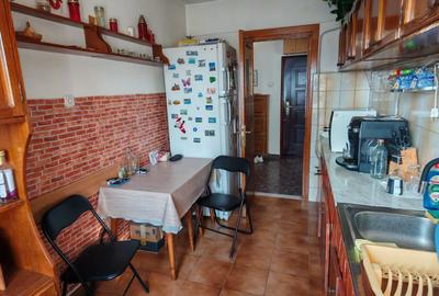 Exclusiv! Dacia-Bd,Tomis -Apartament 2 camere decomandat -centrala gaze- mobilat - 3