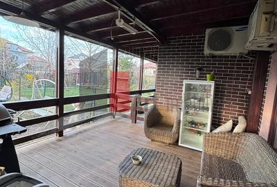 Casă cu 5 camere în Central