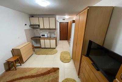 Garsonieră decomandată în Vitan - 9