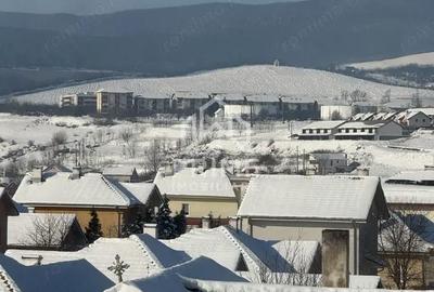 Casă cu 4 camere cu Teren 315 Mp în Cetate