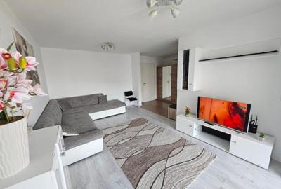 Mall Coresi - apartament 2 camere  - loc de parcare