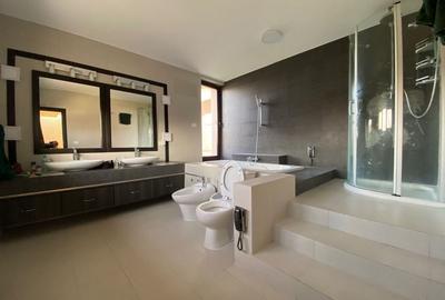 VILA CU 5 CAMERE zona Mircea Cel Batran - 8