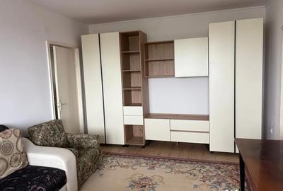 Apartament cu 2 camere semidecomandat în Astra