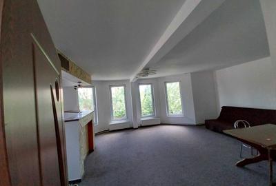 Casă cu 4 camere în Central - 3