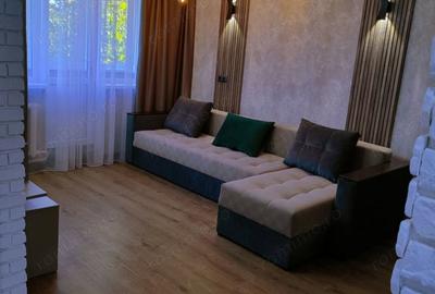 Apartament cu 2 camere decomandat în Eroii Revoluției
