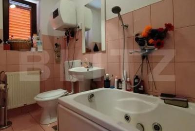 Casă cu 7 camere cu Teren 440 Mp în Poiana - 18