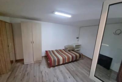 Garsonieră decomandată în Central - 13