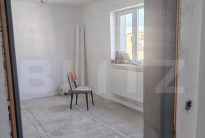 Apartament de vanzare, cu 4 camere, 85 mp, zona centrala - 1