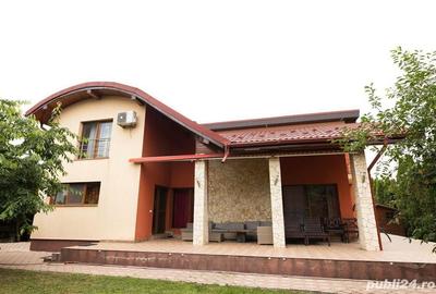 Casă cu 4 camere în Central - 1