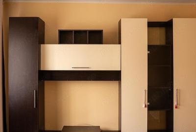 Apartament cu 3 camere semidecomandat în Central - 2