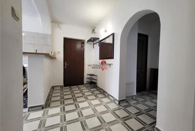 Apartament cu 3 camere decomandat în Unirii - 14