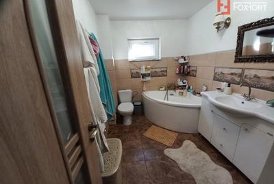 Casă individuală cu 5 camere cu Canalizare în Ghiroda - 5