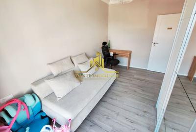 Apartament cu 3 camere semidecomandat, mobilat în Florești - 5