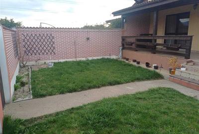 Duplex cu 2 camere în Sânpetru