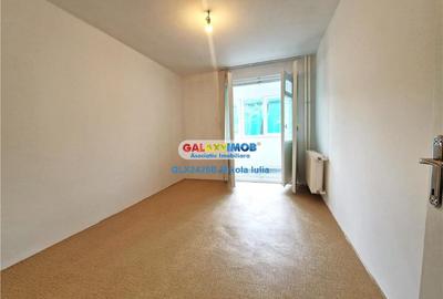 Apartament cu 3 camere semidecomandat în Lujerului - 3