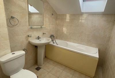 Apartament cu 3 camere decomandat în Central - 2