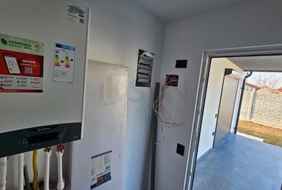 Casă individuală cu 4 camere cu Canalizare în Domnești - 29