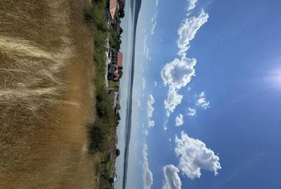 Teren de 1195 mp, în Coronini - 2