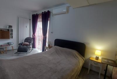 Apartament cu 2 camere decomandat, mobilat în P-ța Romană