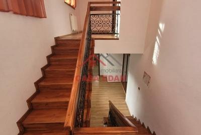 ●Casa in Breaza,ultracentral,8 cam,8 bai,teren 922mp,209.000e● - 9