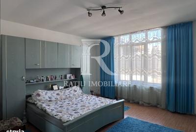 Apartament cu 3 camere în Centru Civic - 1