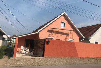 Casă individuală cu 2 camere în Central