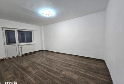 Apartament cu 2 camere decomandat în Central - 1