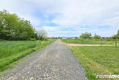 Teren intravilan in zona rezidentiala, la 1 km de A0 si A1 - 3