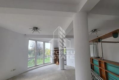 Casă cu 3 camere cu Teren 600 Mp în Mehala - 1