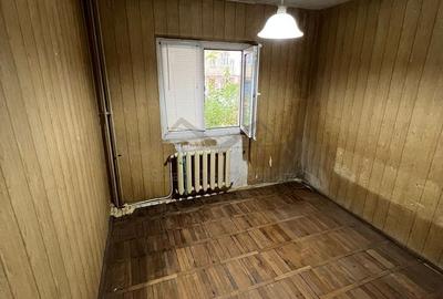 Apartament cu 4 camere decomandat în Cug - 5