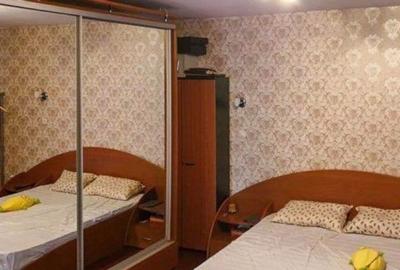 Casă individuală cu 10 camere în Scriitorilor - 16