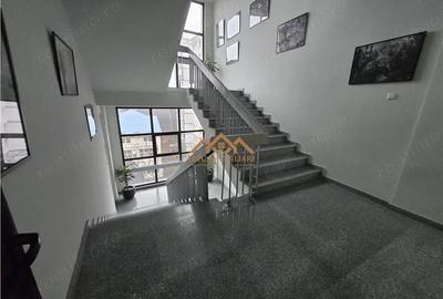 Spațiu comercial, în Central - 3