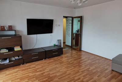 Sagului - Ap de 3 cam - Su:72mp - Centrala proprie - Garaj - 3