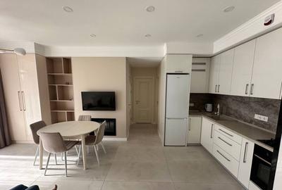 Apartament cu 2 camere decomandat în Florilor