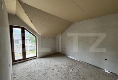 Casa de vanzare zona linistita - 3