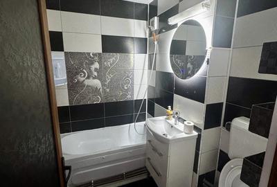 Apartament cu 3 camere decomandat în Exterior Vest - 4
